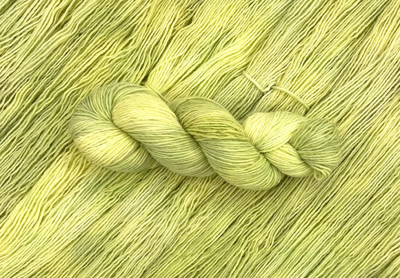 Birch by HSFC Color Peridot