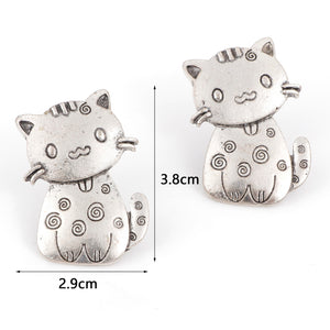 Zinc Based Alloy Metal Sewing Shank Buttons Single Hole Antique Silver Color Cat Animal 3.8cm x 3.1cm