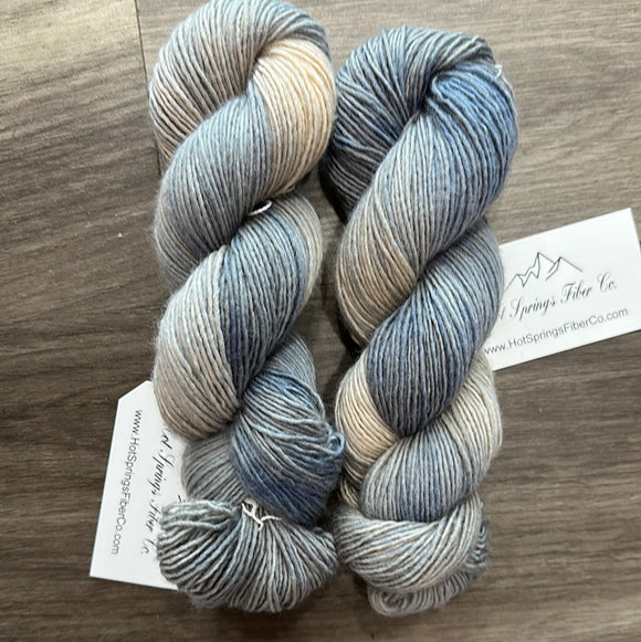 Birch by HSFC Color Moonstone