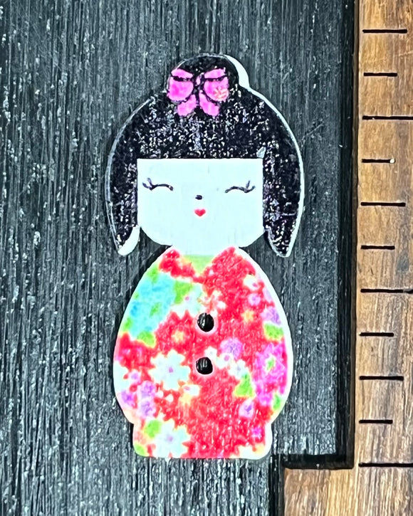1 1/4 inch Geisha Doll, Flowers on a red robe, 2 hole Wood Button