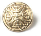 Botones de vástago de costura de metal de aleación a base de zinc, patrón tallado en oro mate redondo de un solo orificio, 17 mm de diámetro.
