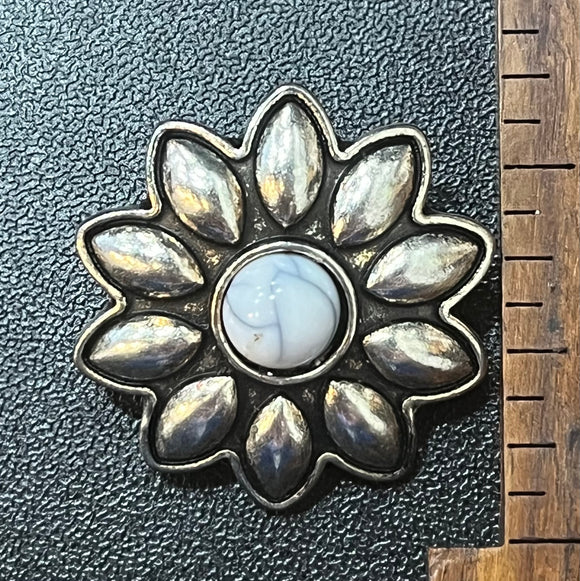1 1/4 Inch Sewing Shank Buttons Sunflower Silver Tone with White Stone center