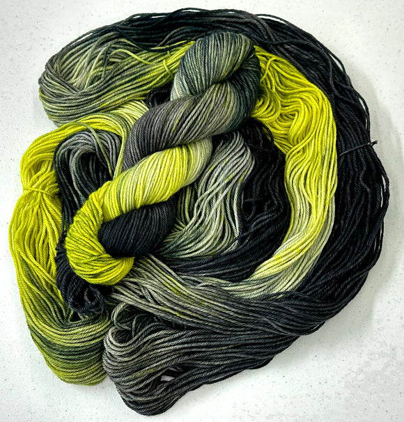 Magic Merino Worsted Halloween Collection Poltergeist