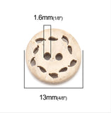 1/2 इंच दो छेद वाला गोल बटन। नारियल के खोल से बना है। चांदी के महीन
